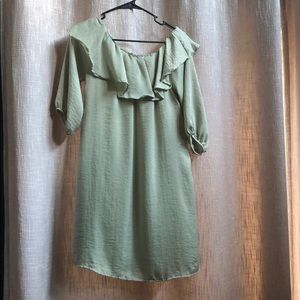 Potter’s Pot gorgeous green shoulder dress